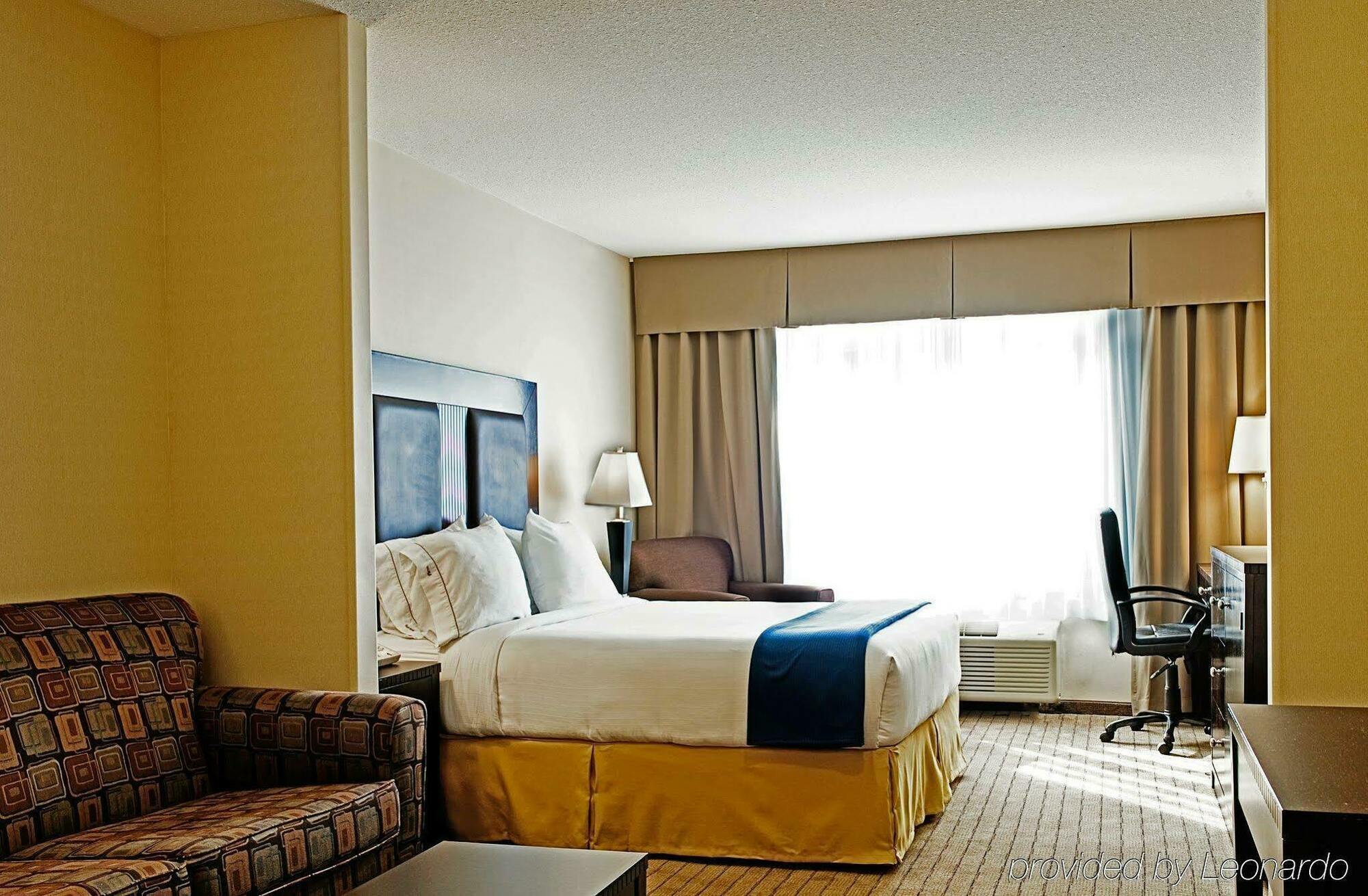 Ramada By Wyndham Prince Albert Kamer foto